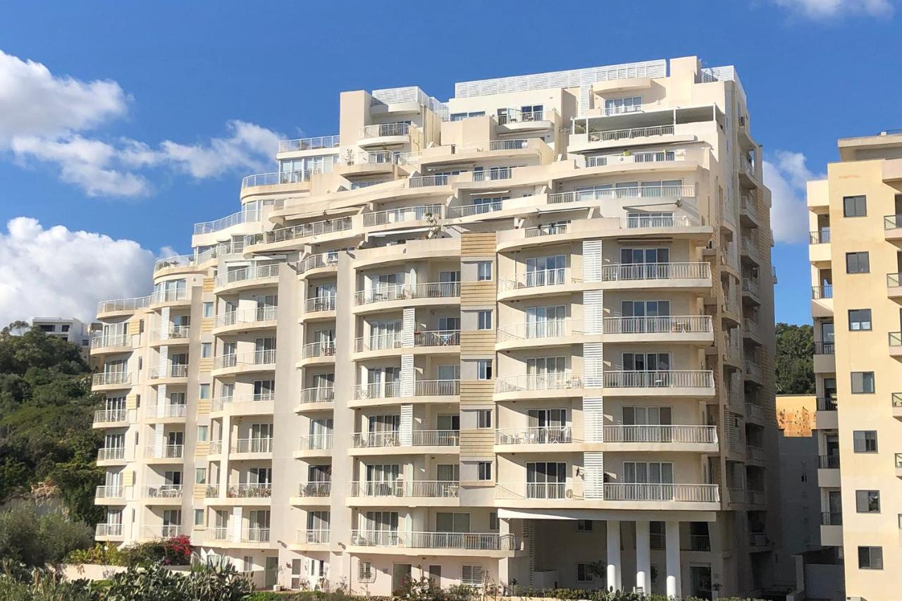 Modern Apartment In The Best Location, Perfect For Families Слима Экстерьер фото